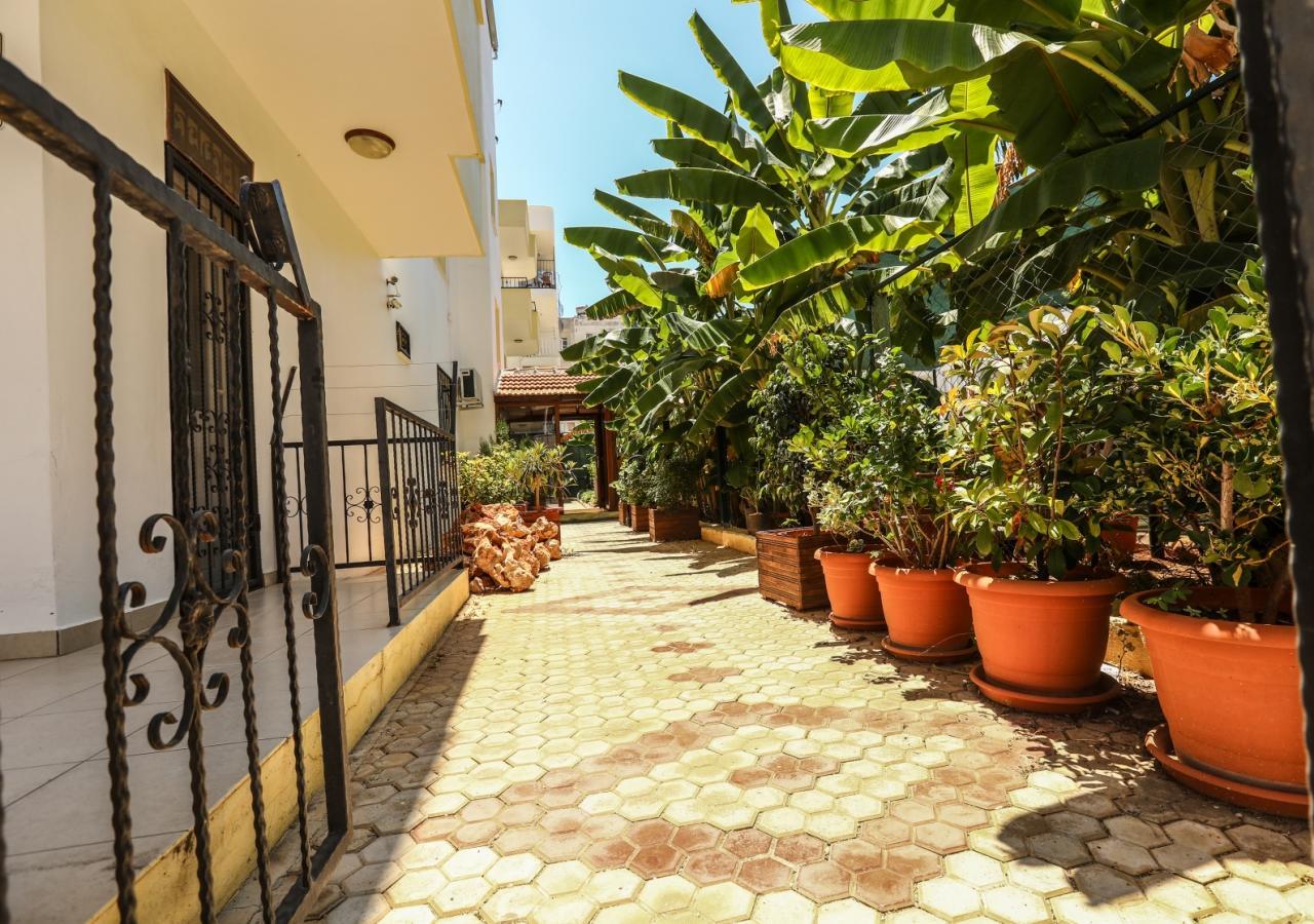 Sari Konak Apart Otel Erdemli Exterior photo